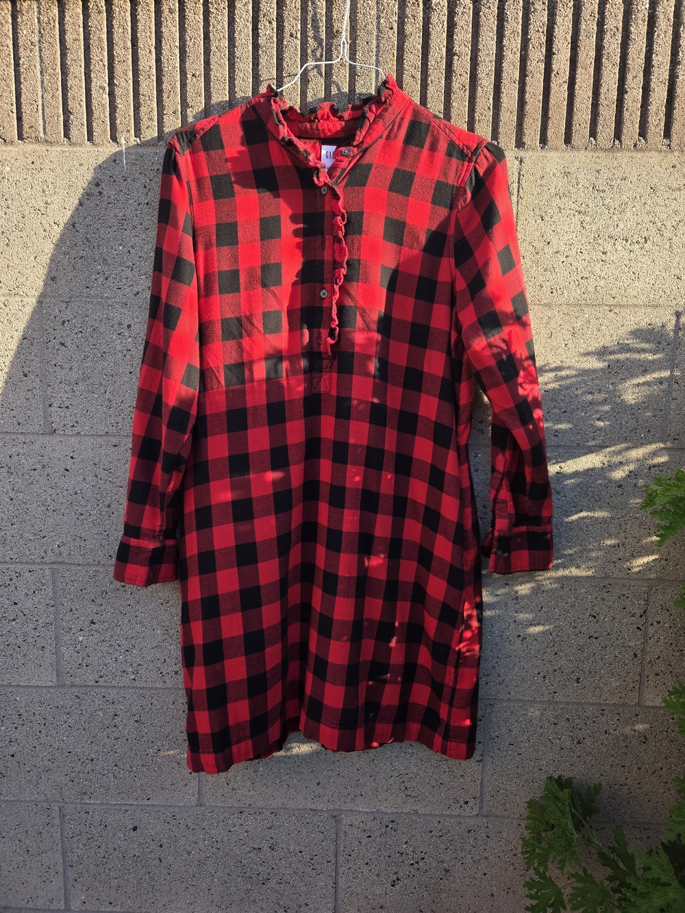 GAP Red and Black Buffalo Plaid Dress w/Ruffle Placket